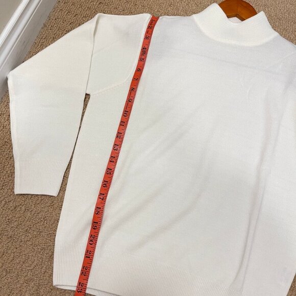 NWOT Vintage Gianni Dolce White Mock Neck Sweater - Picture 10 of 11
